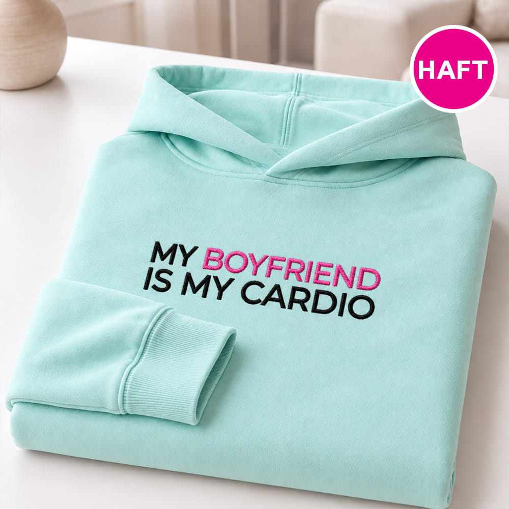 My Boyfriend Is My Cardio bluza damska z kapturem