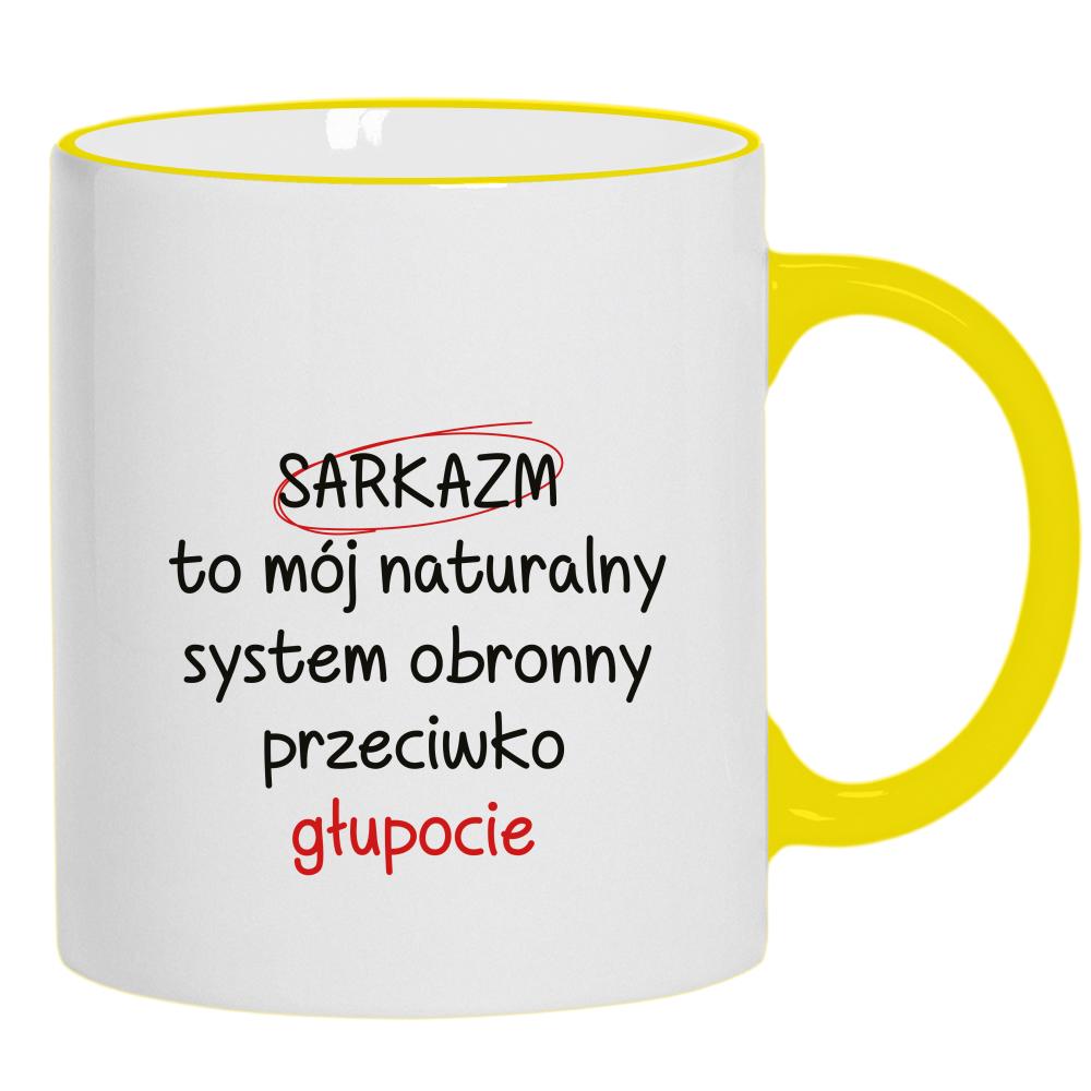 Sarkazm to mój naturalny system obronny kubek żółty uchwyt i rant kolor niebieski