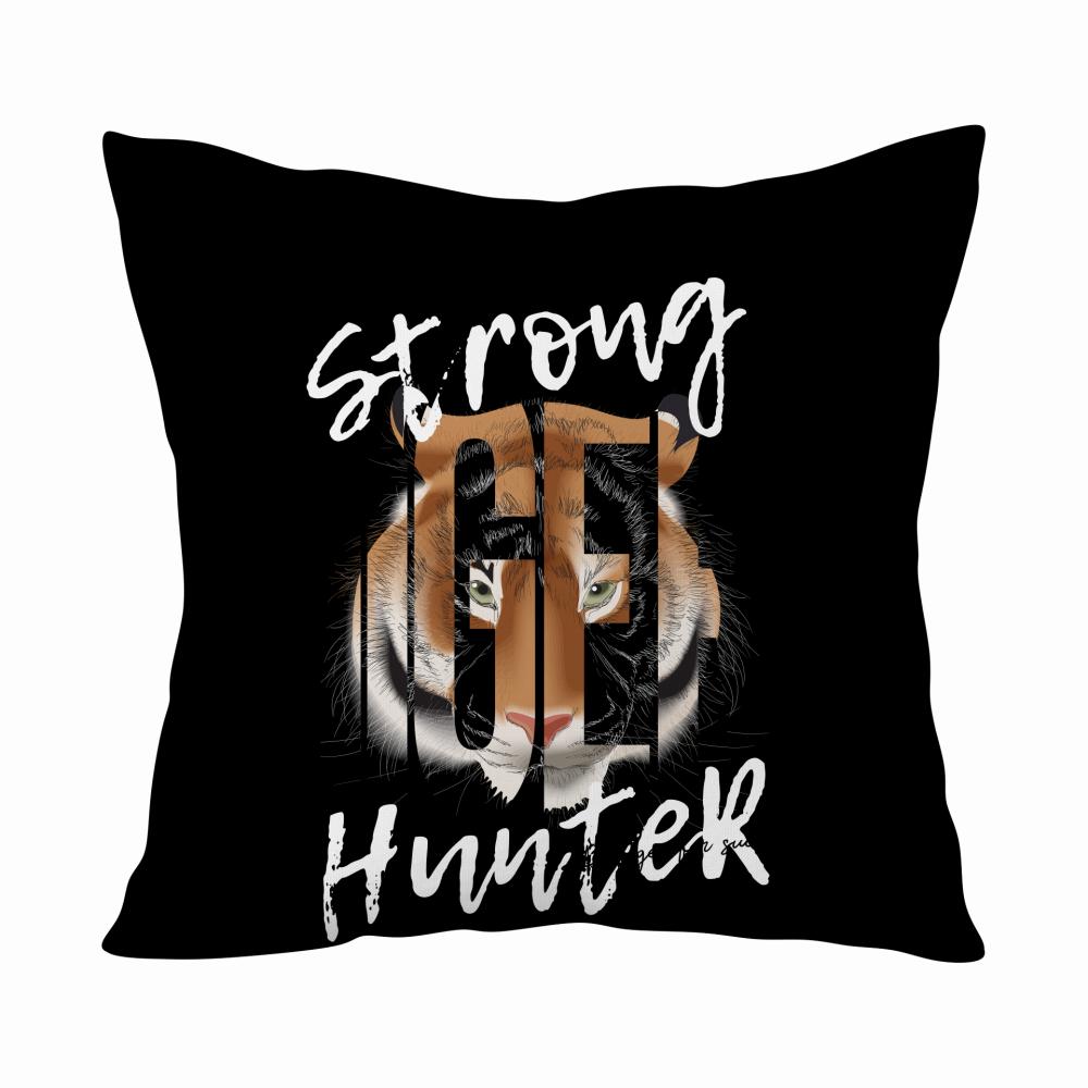 Strong Tiger Hunter poduszka