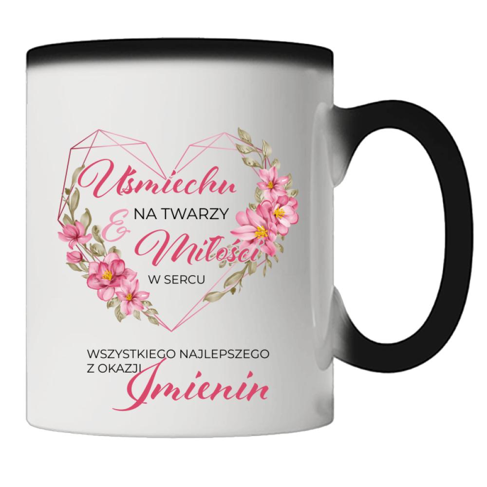 Uśmiech na twarzy, miłość w sercu kubek magiczny kolor czerwony latte